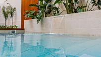 Swimming pool of Duplex for sale in  Barcelona Capital  with Air Conditioner, Heating and Private garden