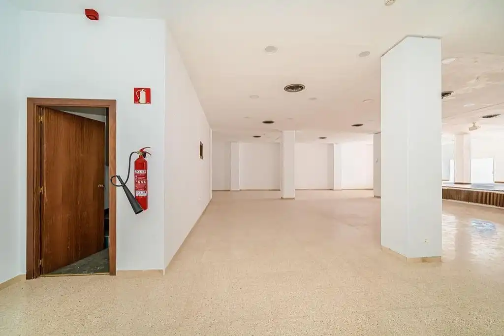 Gewerbefläche zum Verkauf in Avenida Avenida de Ifach, 9, imagen 8