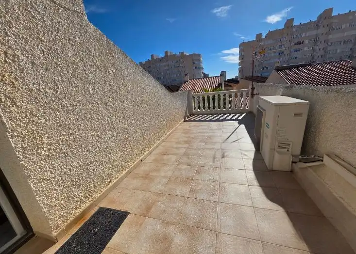 Terrassa de Casa adosada en venda en La Manga del Mar Menor amb Aire condicionat, Jardí privat i Terrassa