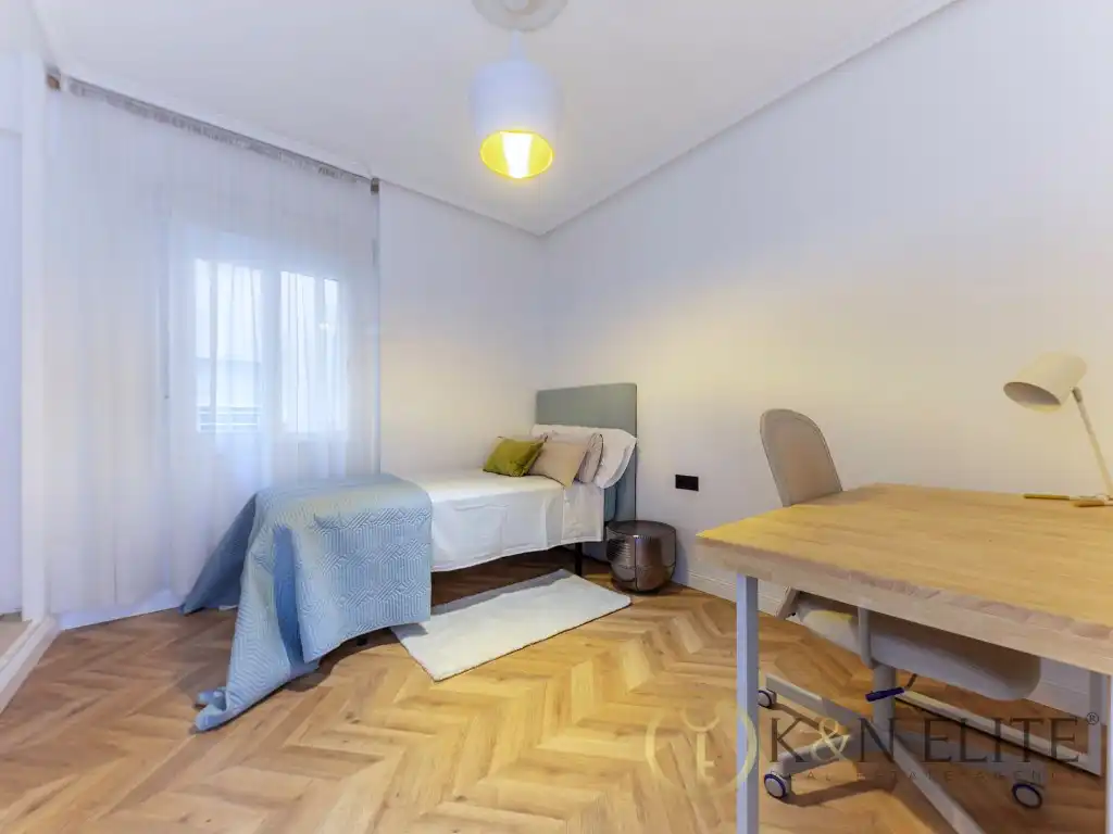 Schlafzimmer von Wohnung zur Miete in Alicante / Alacant mit Klimaanlage