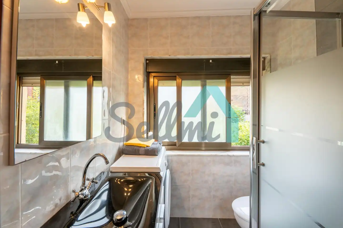 Baño de Piso en venta en Riosa con Calefacción y Terraza