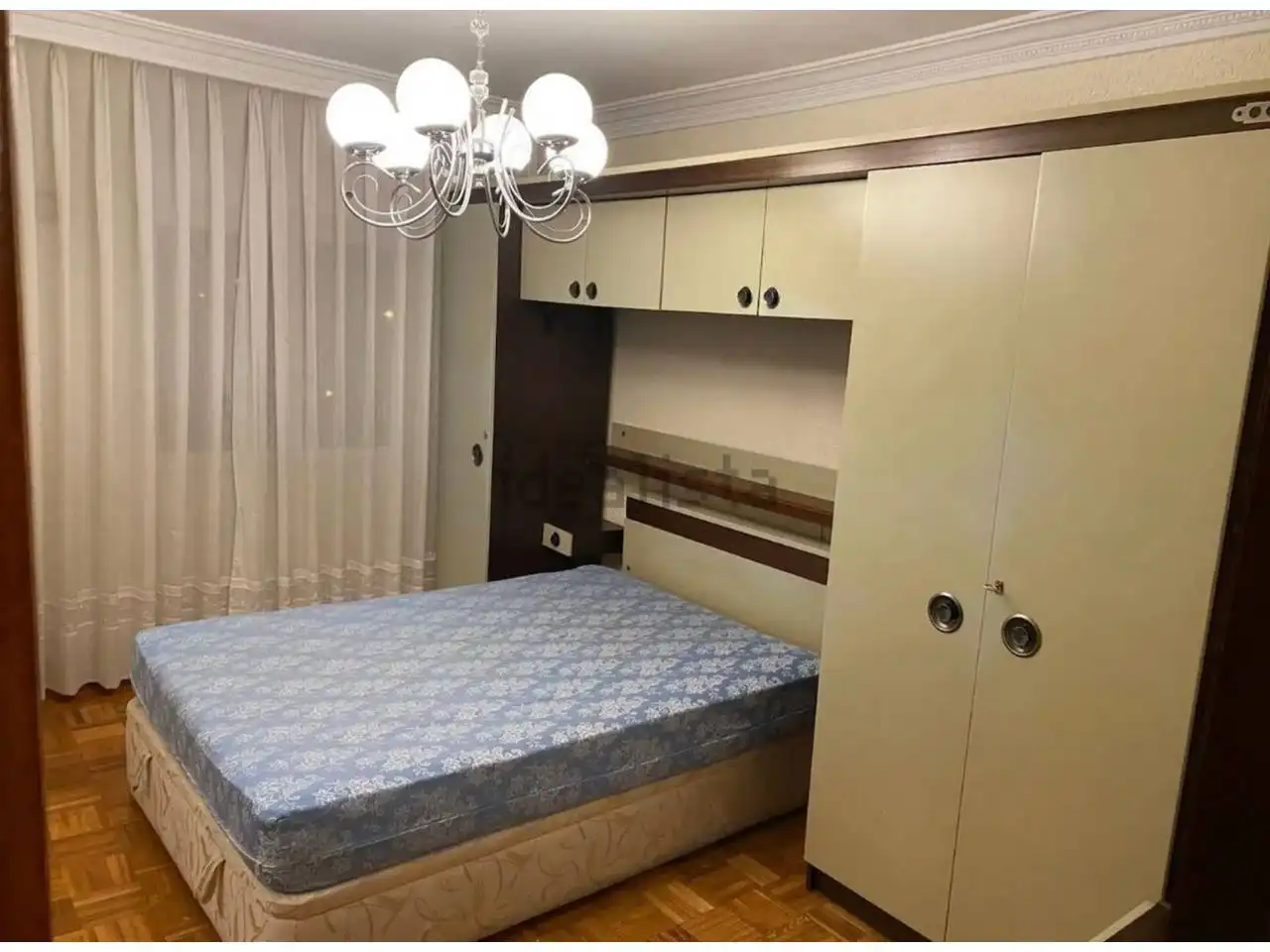 Bedroom of Flat for sale in Gijón   with Heating, Parquet flooring and Furnished