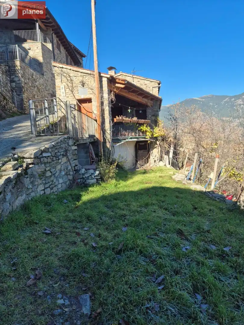Jardí de Finca rústica en venda en El Pont de Bar amb Calefacció, Jardí privat i Terrassa