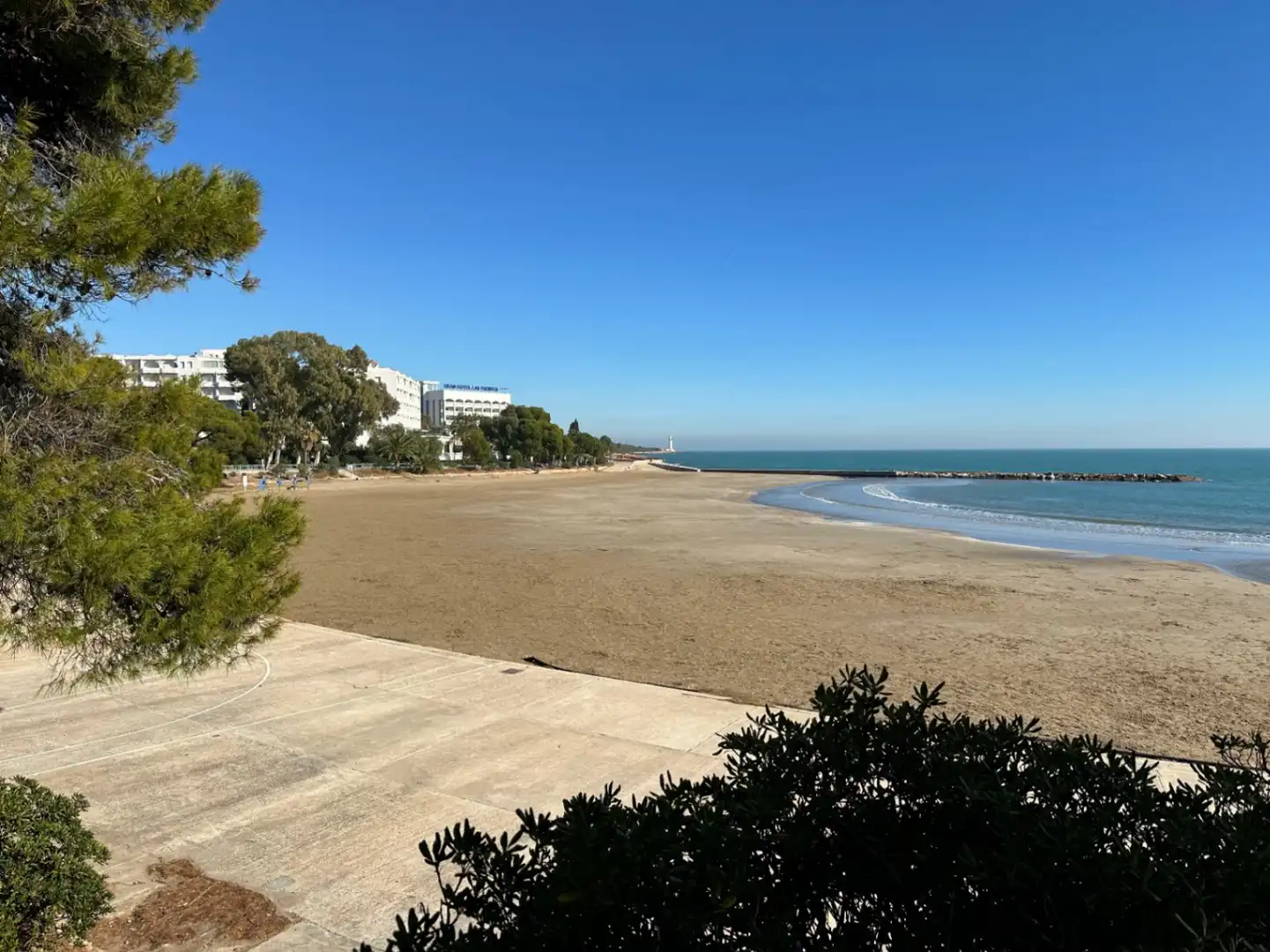 Vista exterior de Ático en venta en Alcalà de Xivert con Aire acondicionado, Calefacción y Jardín privado