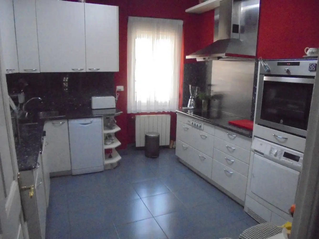 Piso en venta en Avenida Basagoiti, Centro - Puerto Viejo