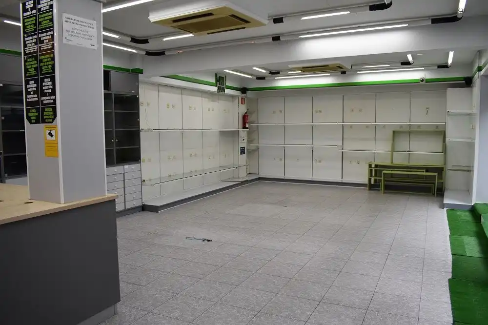 Local comercial en alquiler en N/A, imagen 8