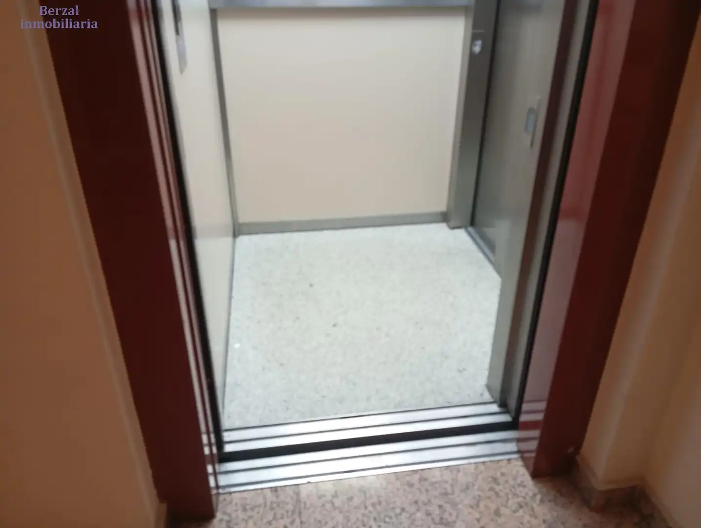 Bureau avec ascenseur à louer à Calle de los Siete Infantes de Lara, imagen 12