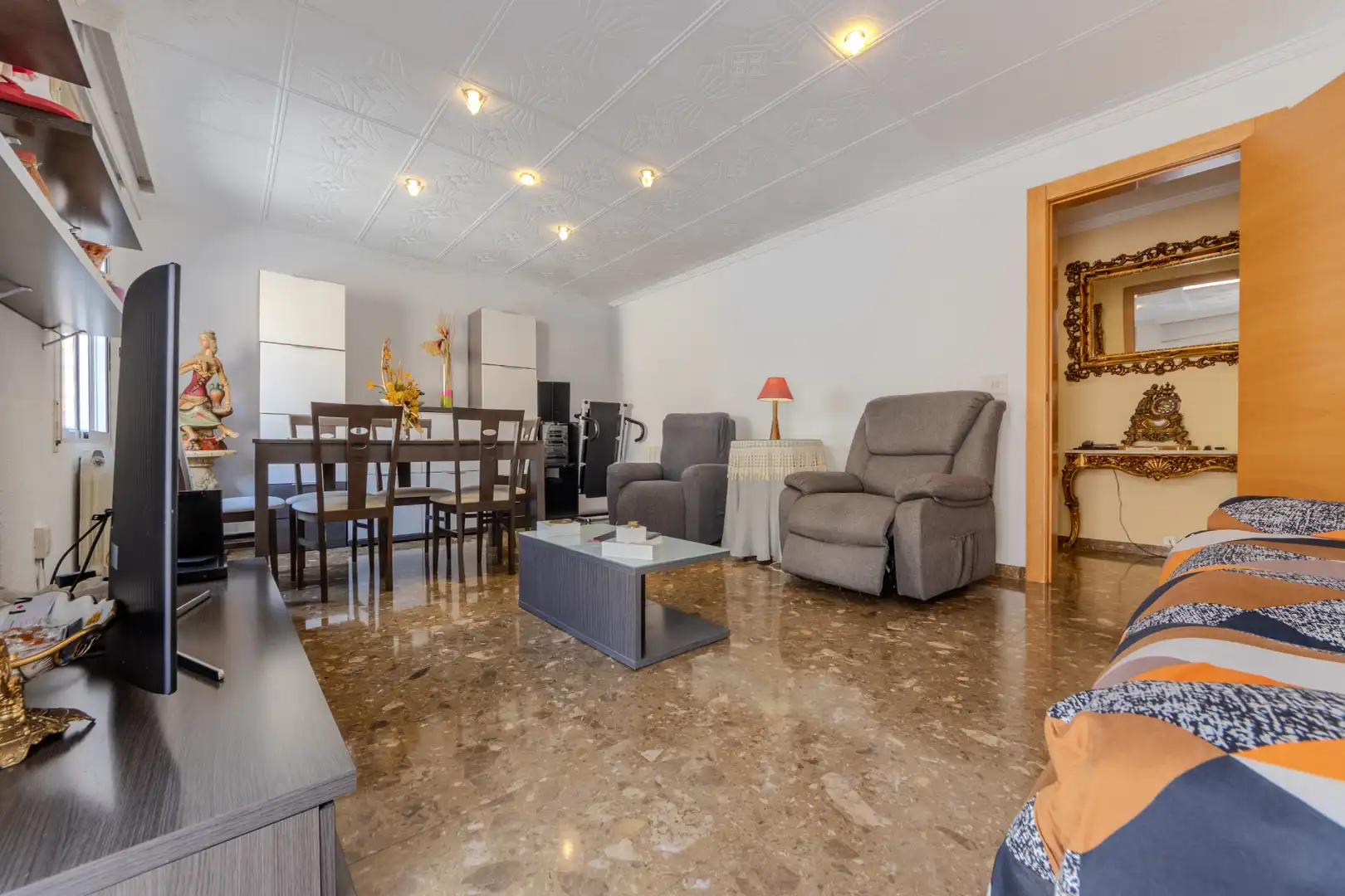Flat for sale in Carrer Vint, imagen 2