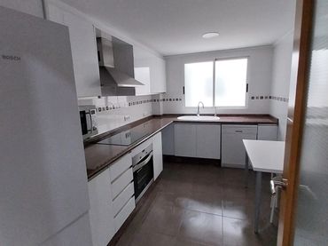 Wohnung mit Balkon zum Verkauf in Carrer de Joan Fuster 2