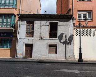 Exterior view of Single-family semi-detached for sale in Oviedo   with Balcony