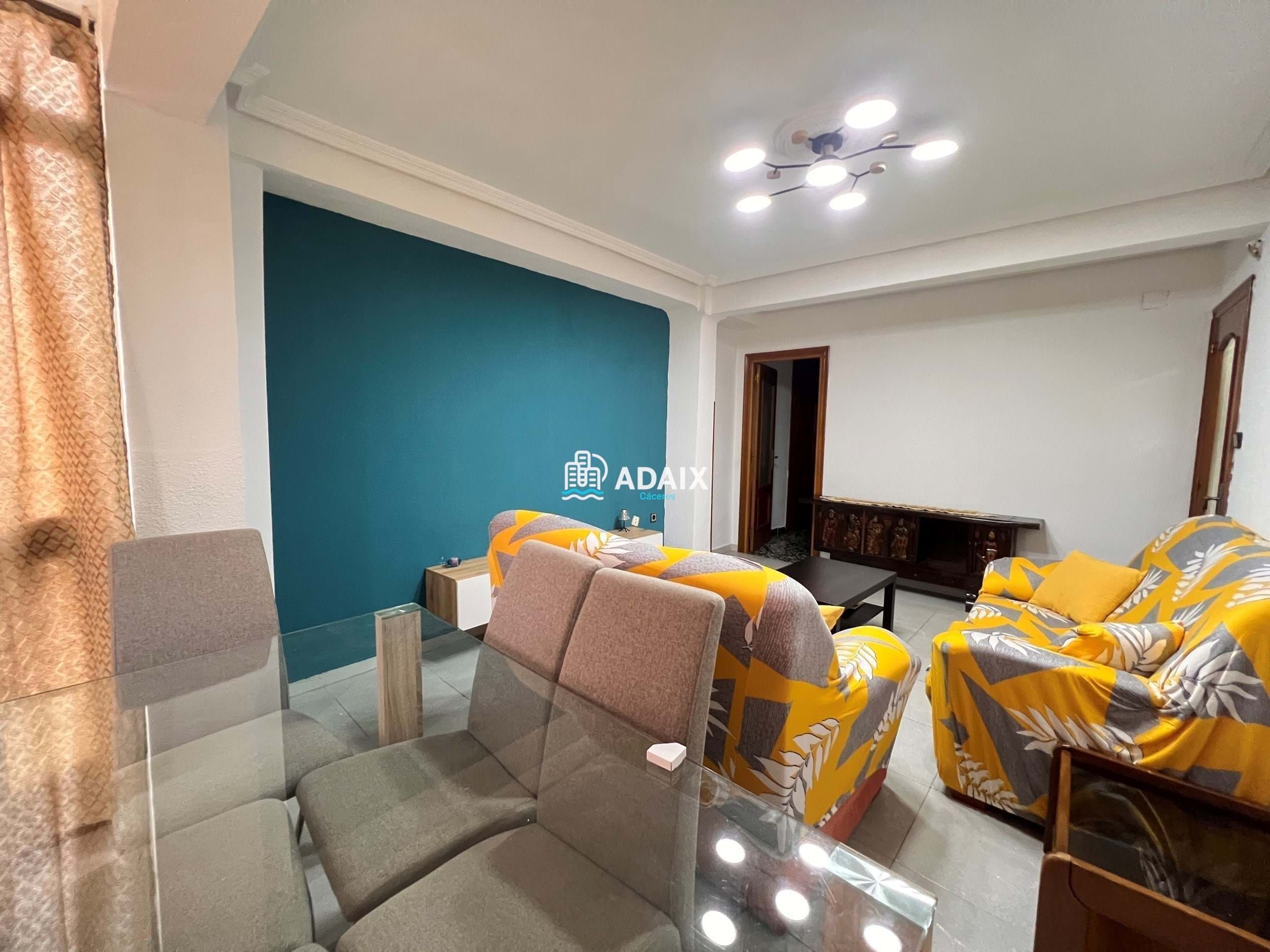Living room of Flat for sale in Cáceres Capital