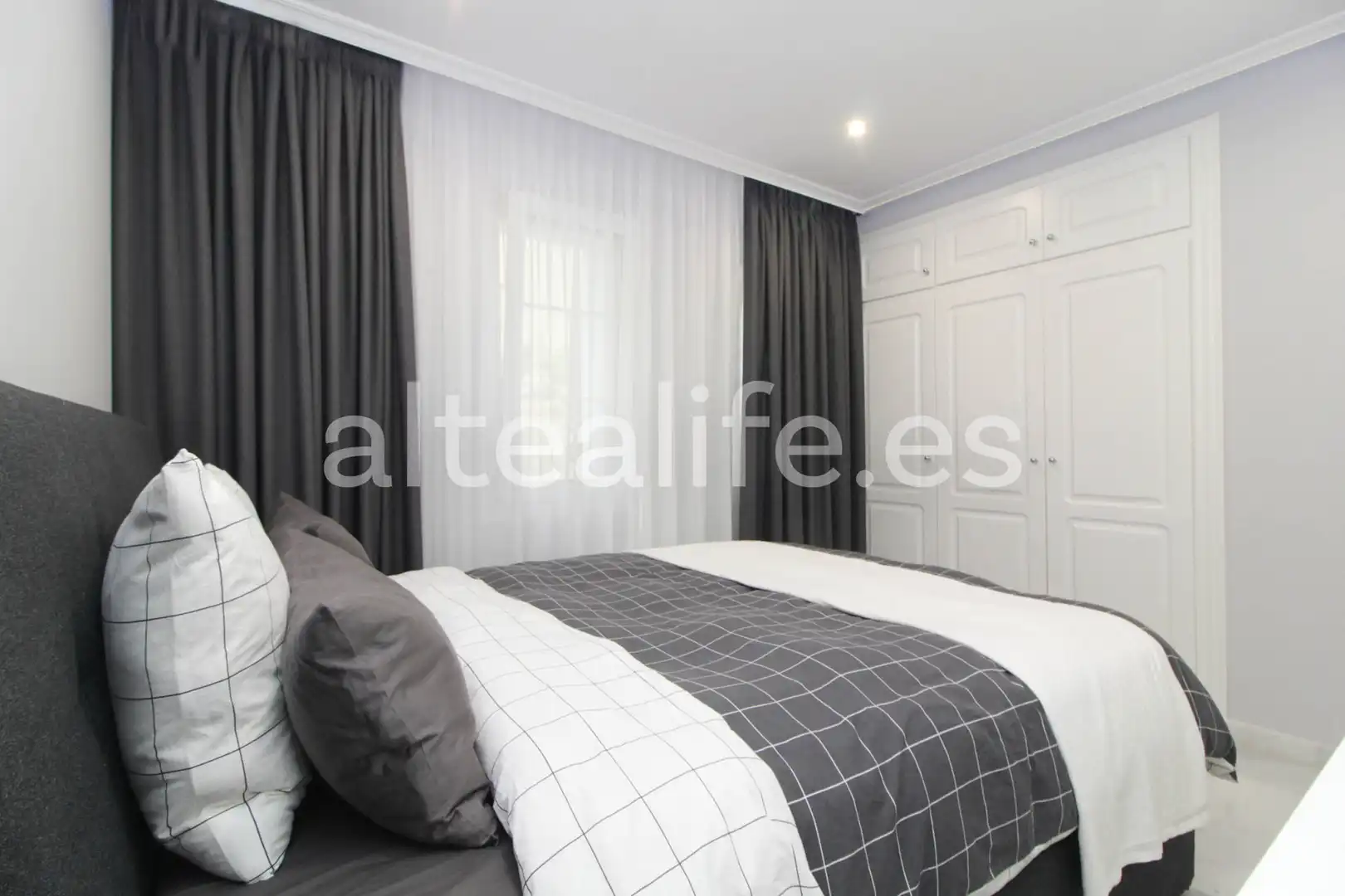 Habitación de Apartamento en venta en Altea con Aire acondicionado, Calefacción y Jardín privado