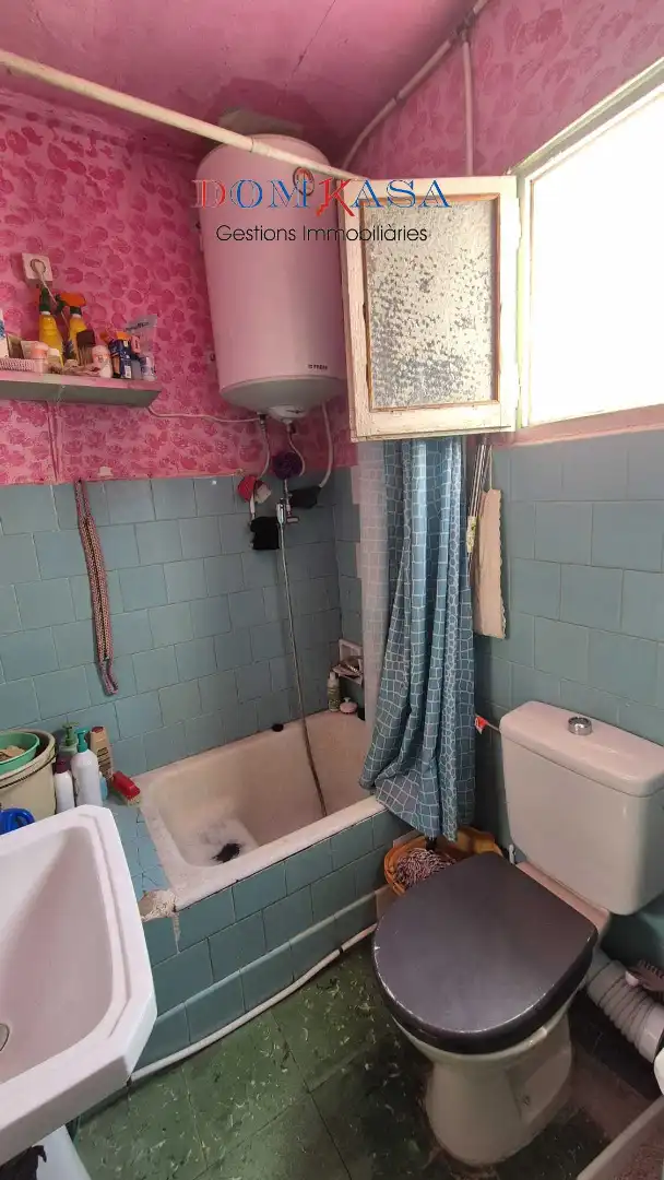 Bathroom of Buildings for sale in Tortosa