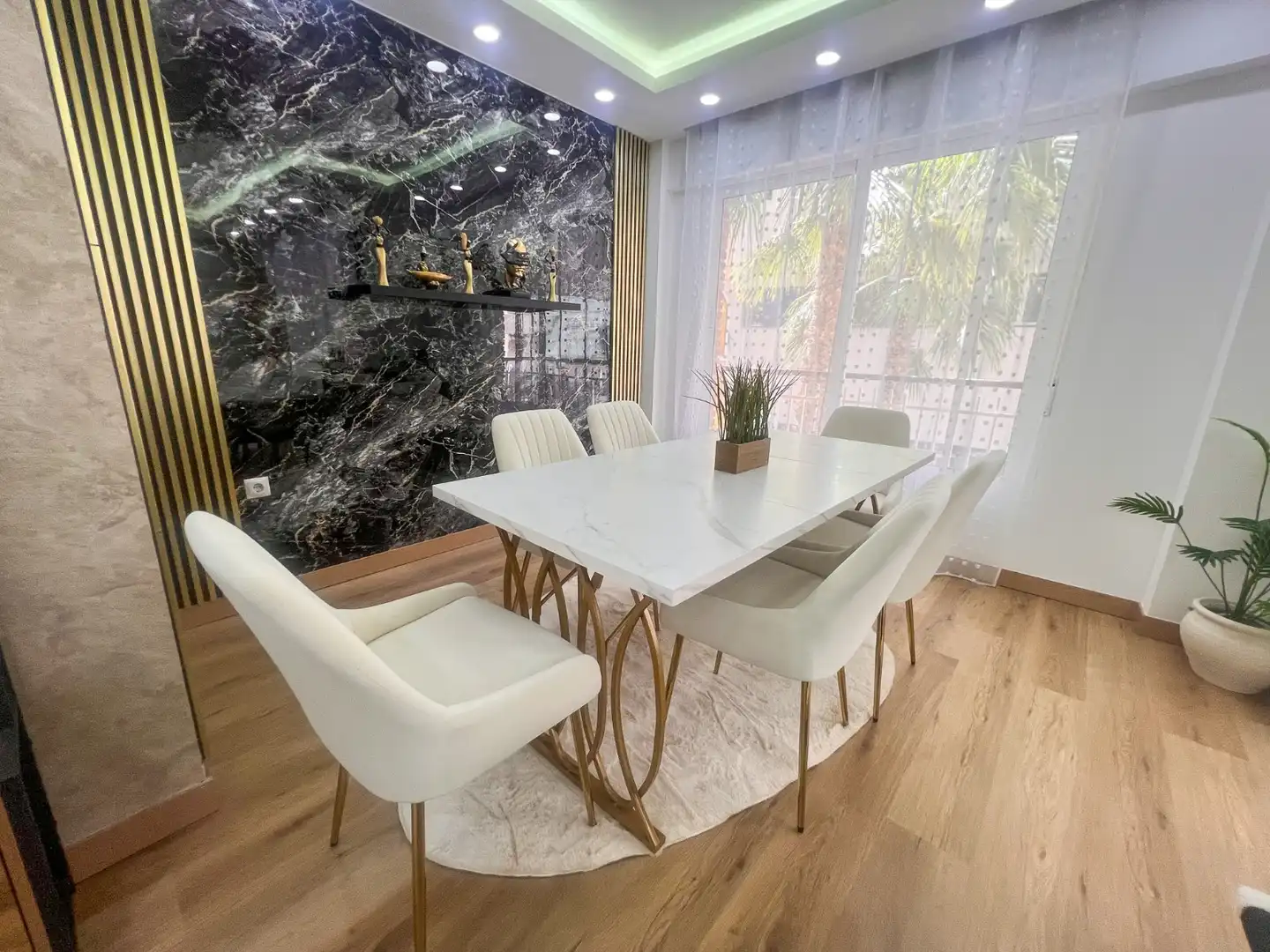 Esszimmer von Wohnungen zum Verkauf in Torrevieja mit Klimaanlage, Heizung und Terrasse