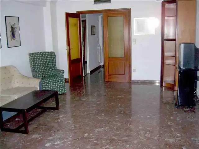 Flat for rent in Zaragoza  with Heating, Furnished and Oven