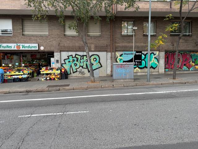 Local comercial en Alquiler en Plaça de Garrigó, 21 en Vilapicina i la Torre Llobeta