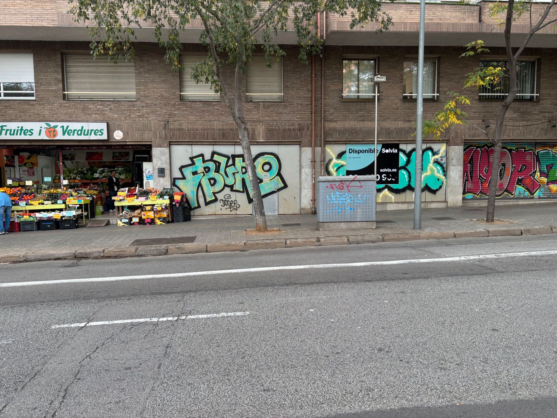 Local de lloguer a Plaça de Garrigó, 21, Vilapicina i la Torre Llobeta, Nou Barris