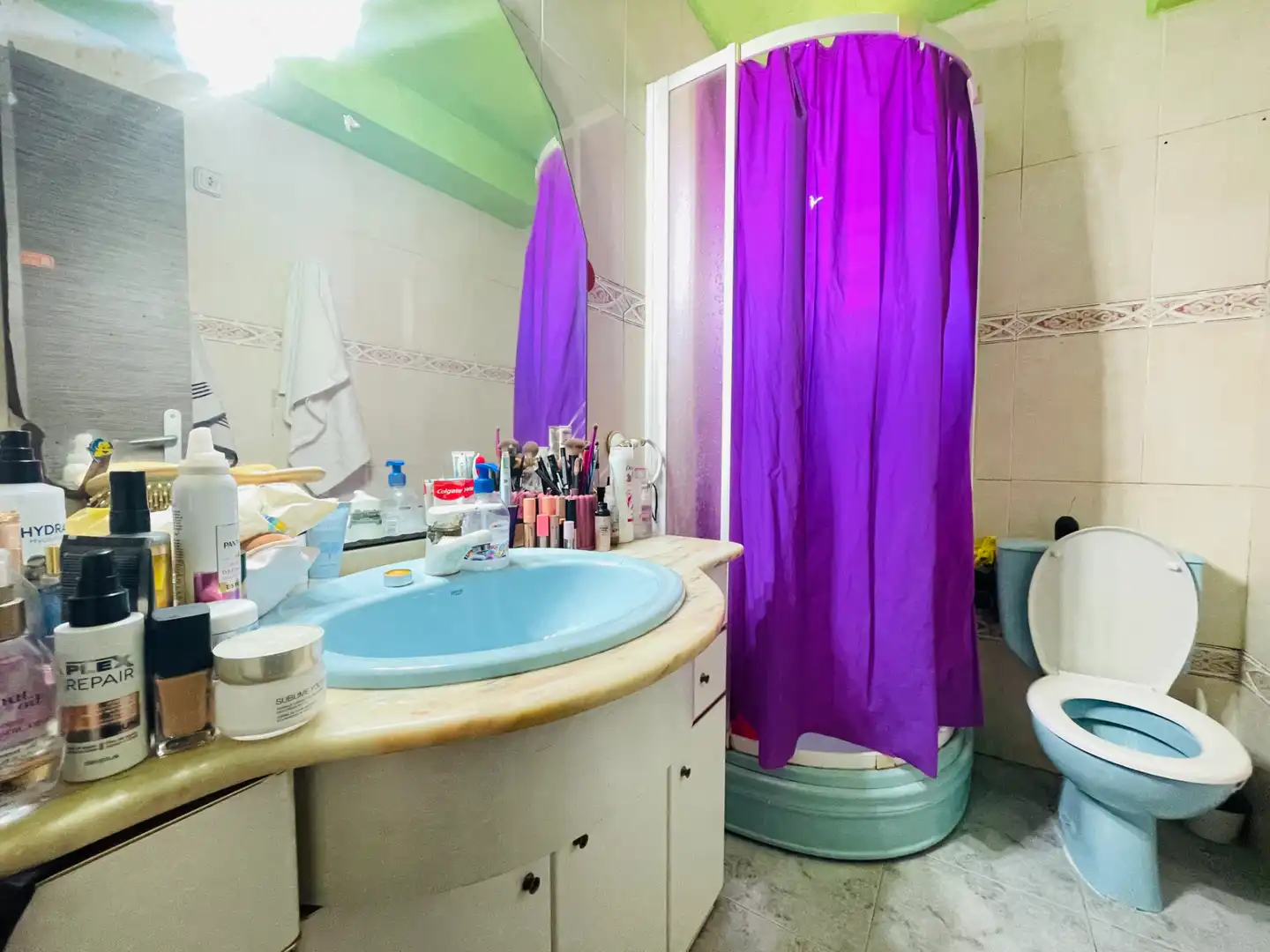 Bathroom of Flat for sale in Illueca  with Air Conditioner, Heating and Parquet flooring