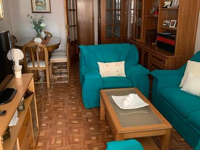 Living room of Flat for sale in Móstoles  with Air Conditioner, Heating and Terrace