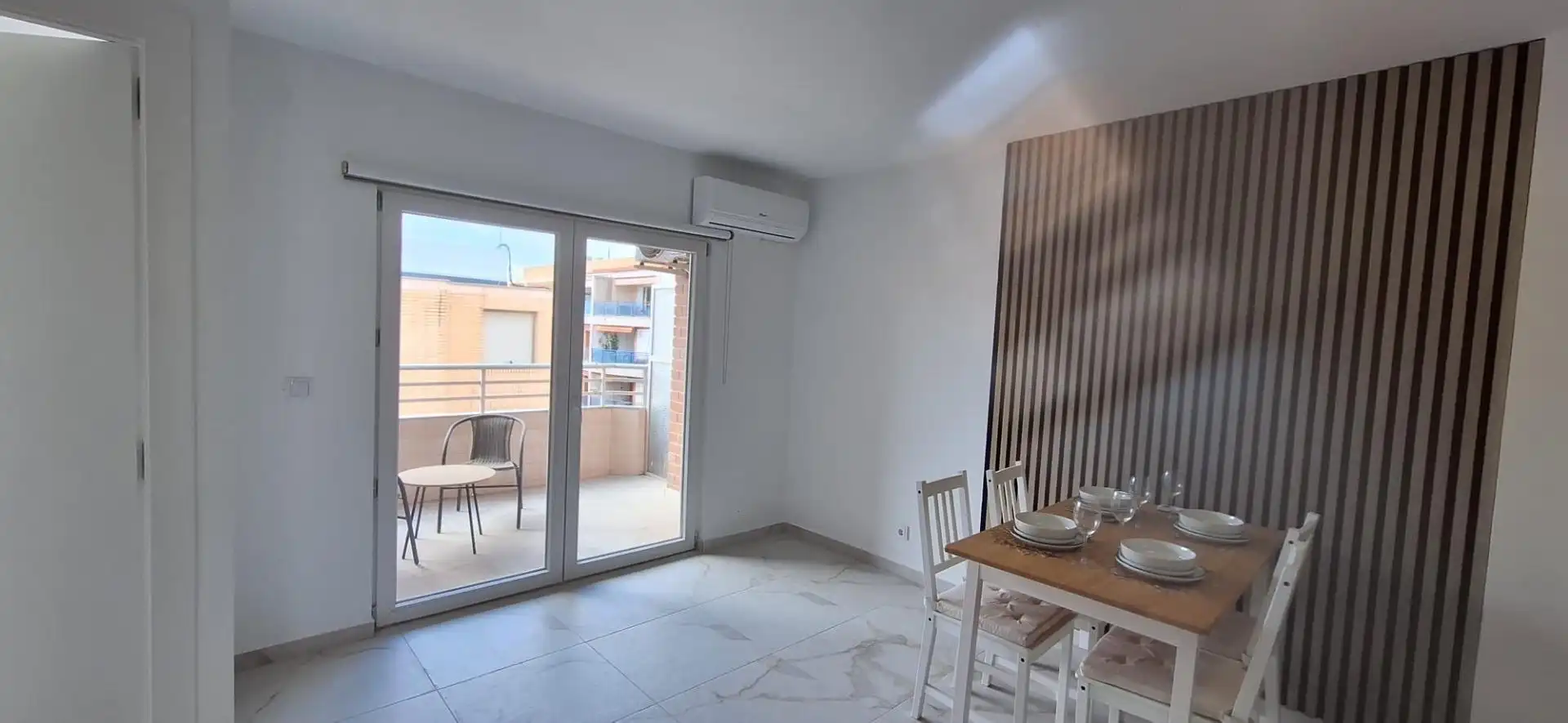 Apartament amb terrassa en venda a Centro, imagen 2