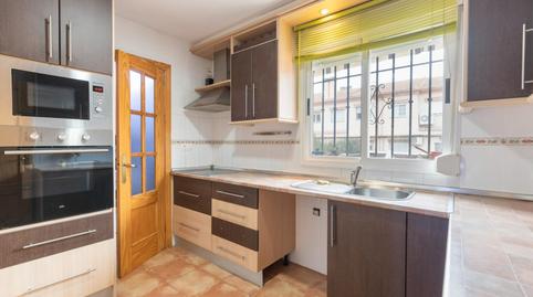 Foto 4 de Casa adosada en venta en Calle Marte, Ogíjares, Granada