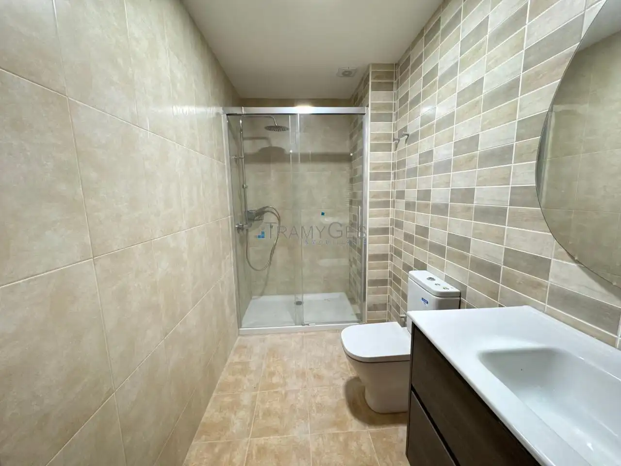 Baño de Casa adosada en venta en Vigo  con Calefacción, Jardín privado y Terraza