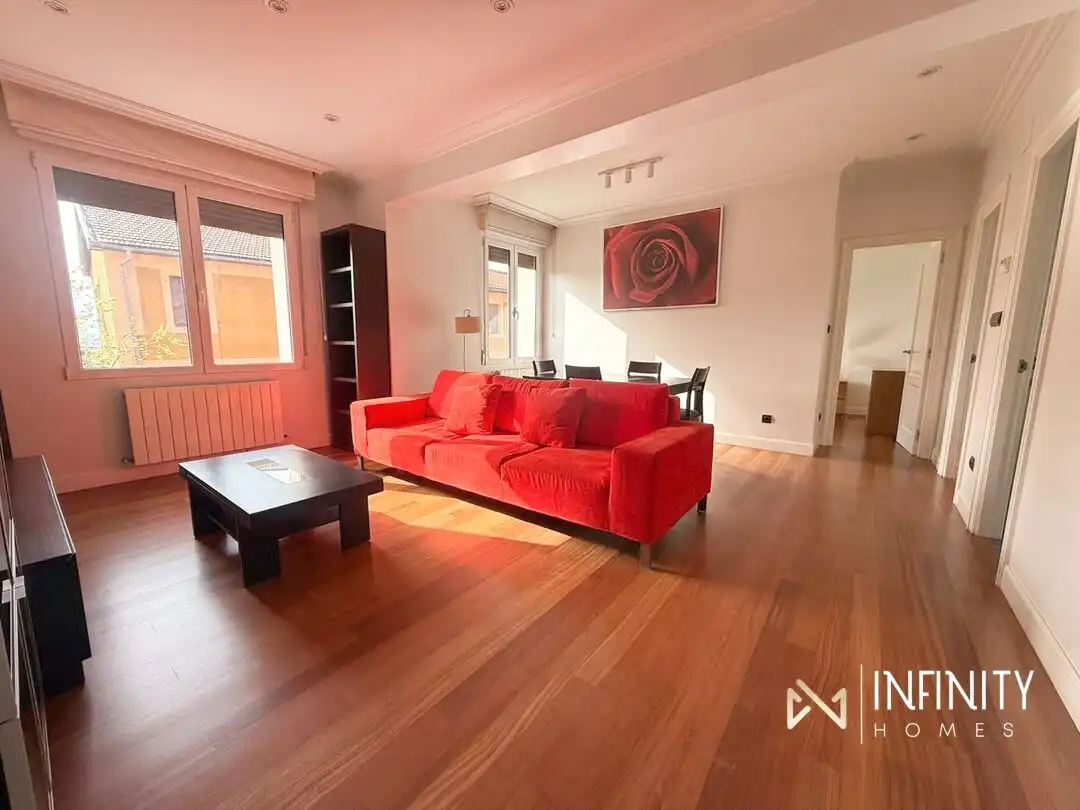 Sala de estar de Piso de alquiler en Bilbao  con Calefacción y Alarma