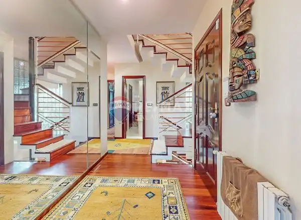 Casa o chalet en venta en Vigo  con Calefacción, Jardín privado y Trastero