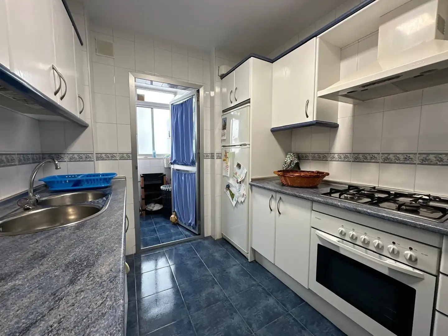 Kitchen of Flat for sale in Vélez-Málaga  with Air Conditioner, Heating and Terrace