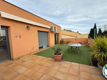 Duplex avec piscine à vendre à Carrer de la Duana