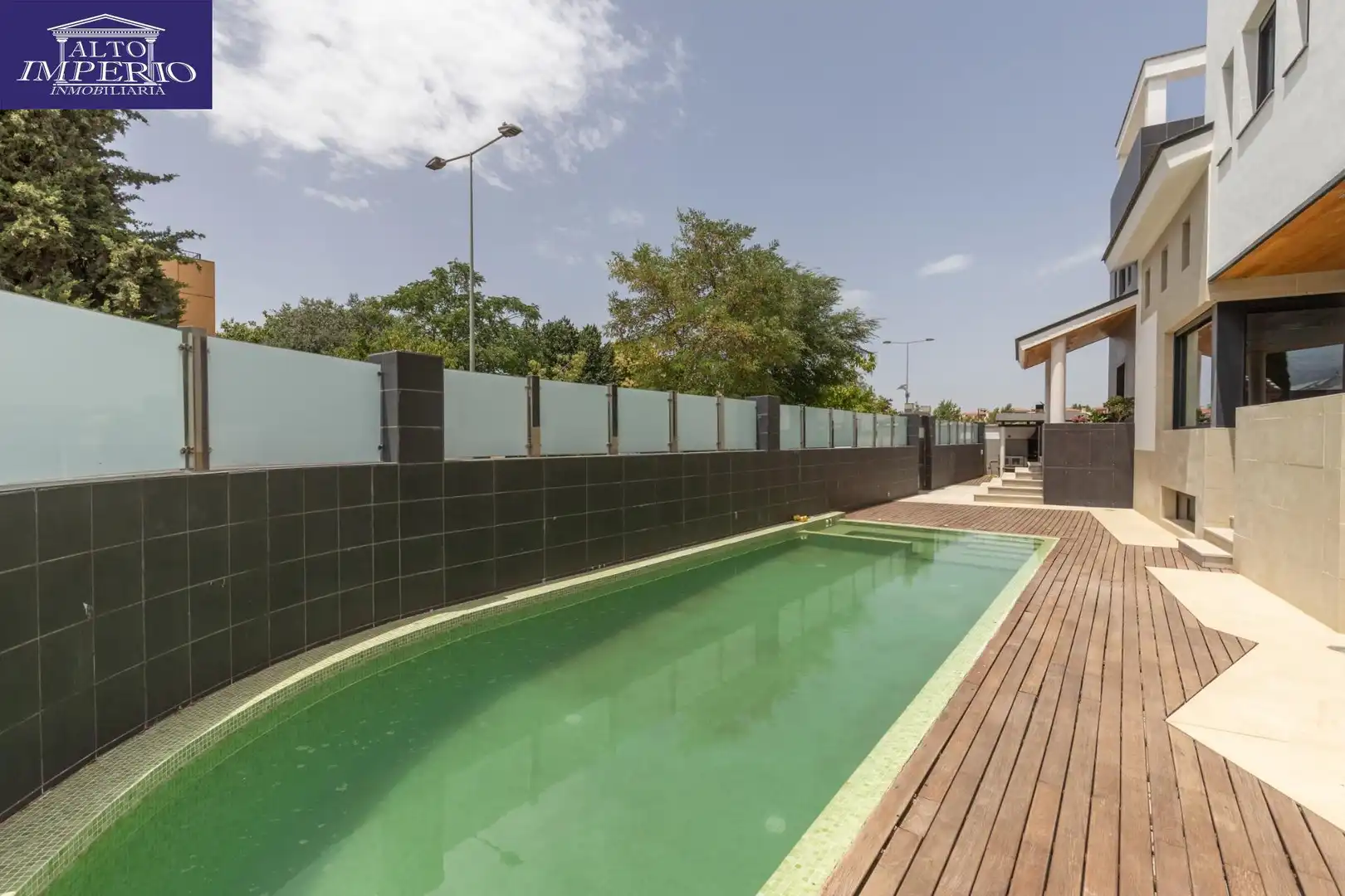 Chalet con piscina en venta en Urbanizacion EL CARMELO, imagen 4