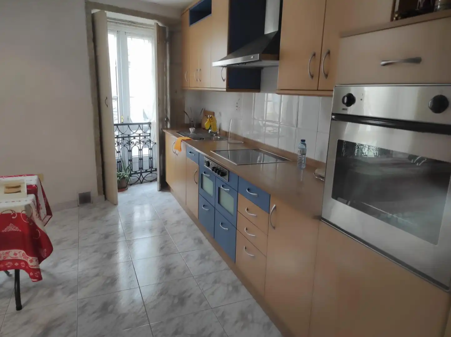 Cocina de Casa o chalet en venta en Santiago de Compostela  con Calefacción