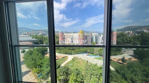 Photo 3 of Flat for rent in Plaza Plaza de Euskadi, Abandoibarra - Guggenheim, Bilbao
