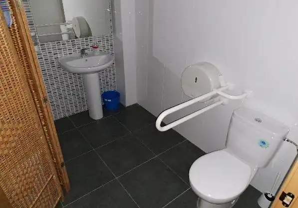 Bathroom of Office for sale in Huesca