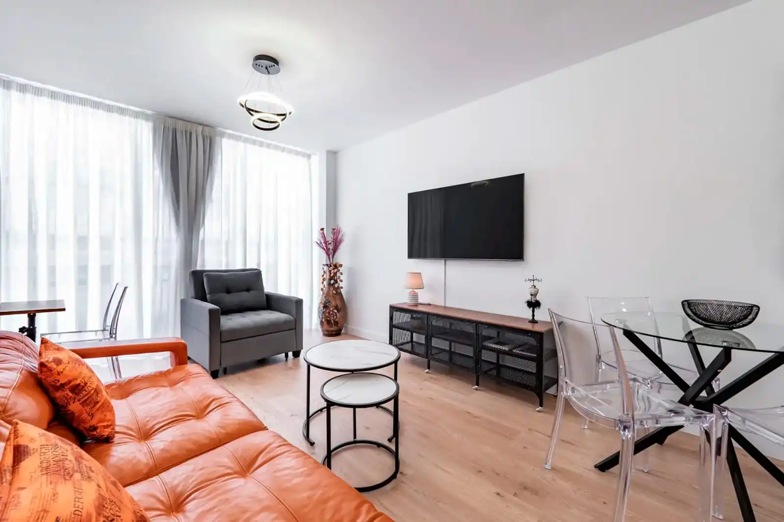 Living room of Flat for rent in Huelva  with Air Conditioner, Heating and Furnished