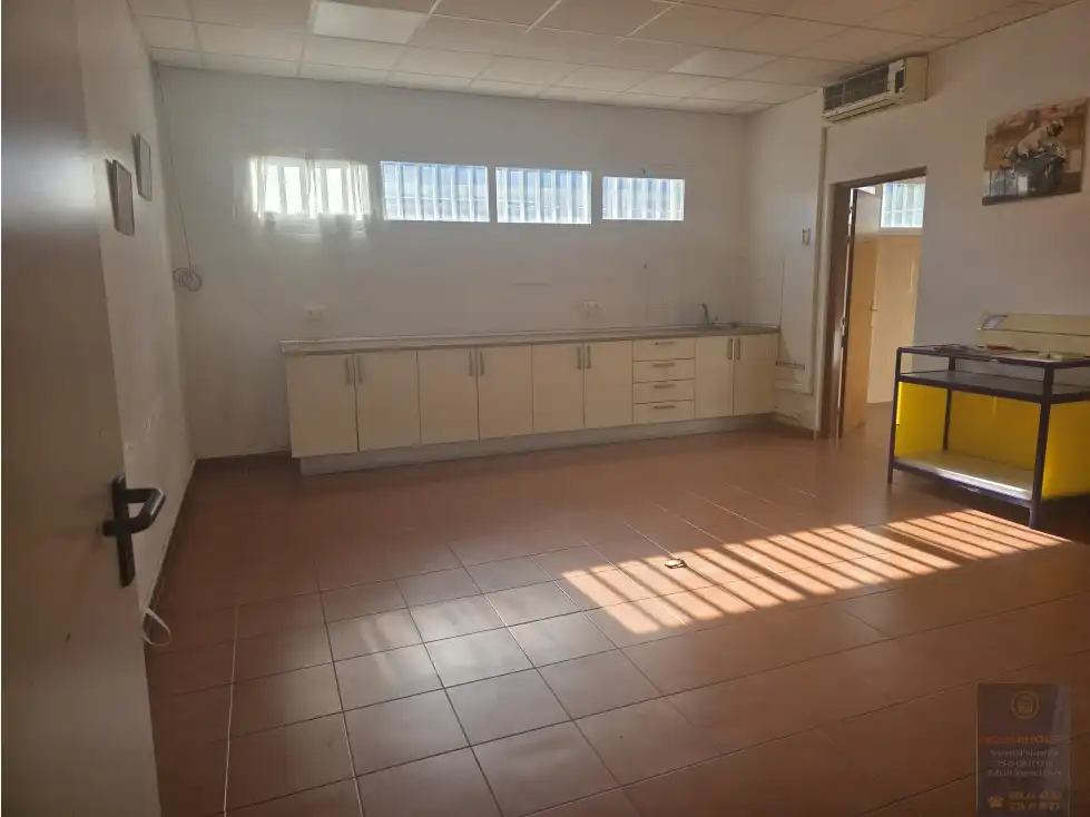 Industriegebäude zur Miete in Casarrubios del Monte pueblo, imagen 6