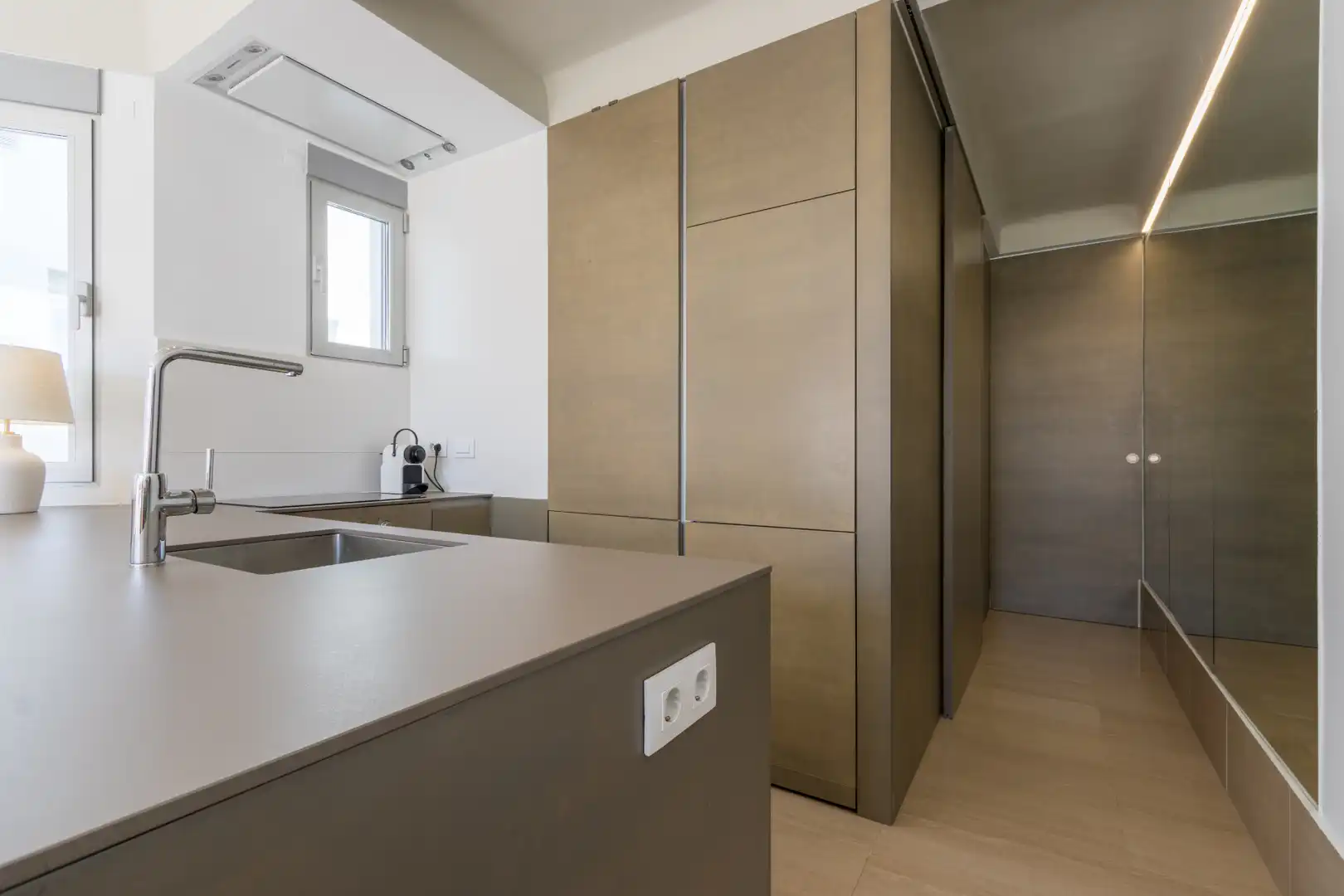Cuina de Àtic de lloguer en Madrid amb Aire condicionat, Calefacció i Terrassa