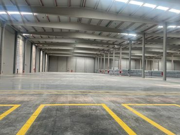 Nave industrial in affitto a Calle Acueducto