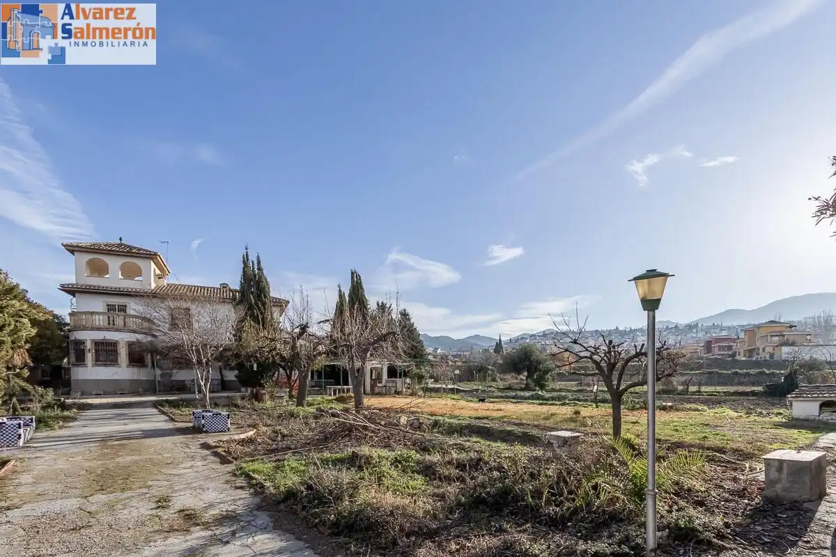 Country homes for sale in Calle CAJAR, Barrio de la Vega