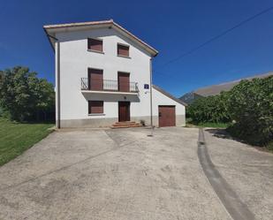 Exterior view of House or chalet for sale in Zabalza / Zabaltza  with Terrace and Balcony