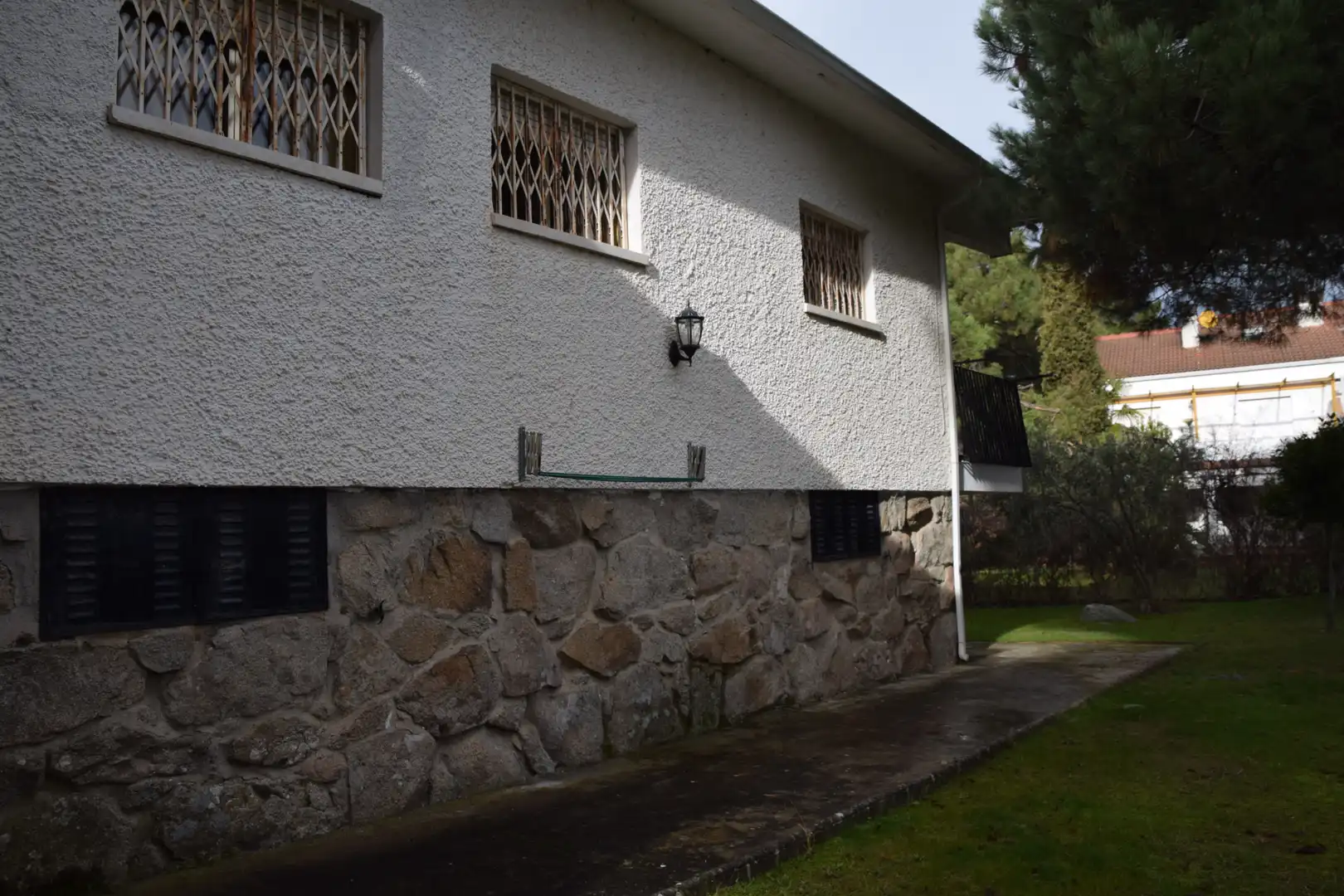 Vista exterior de Casa o chalet en venta en Moralzarzal con Calefacción, Jardín privado y Terraza