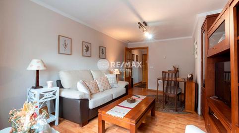 Foto 3 de Piso de alquiler en Poeta Blas de Otero, Ventas,  Madrid Capital