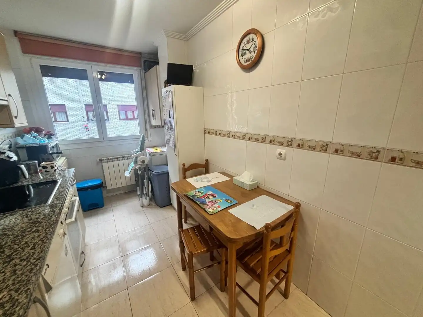 Cocina de Piso en venta en Oviedo  con Calefacción, Parquet y Trastero