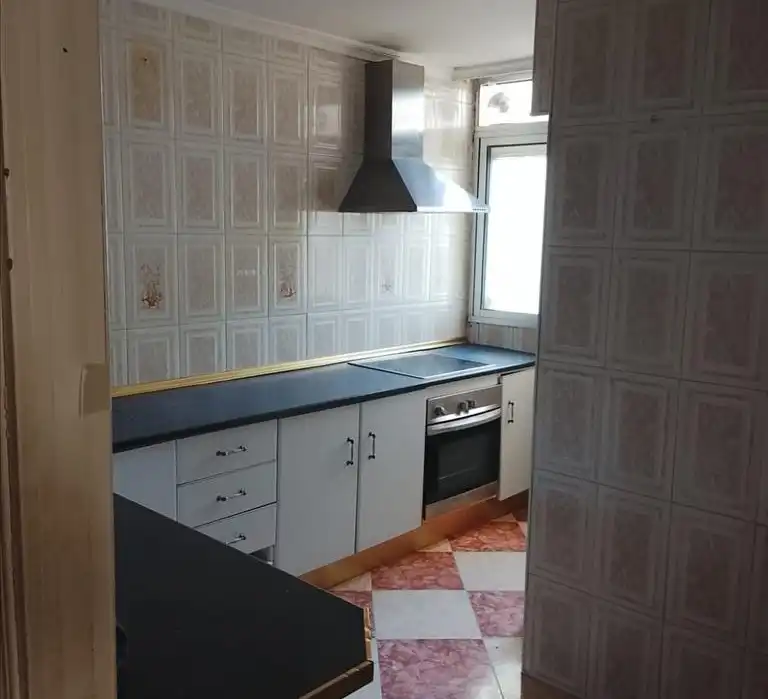 Cuina de Pis en venda en Sevilla amb Calefacció