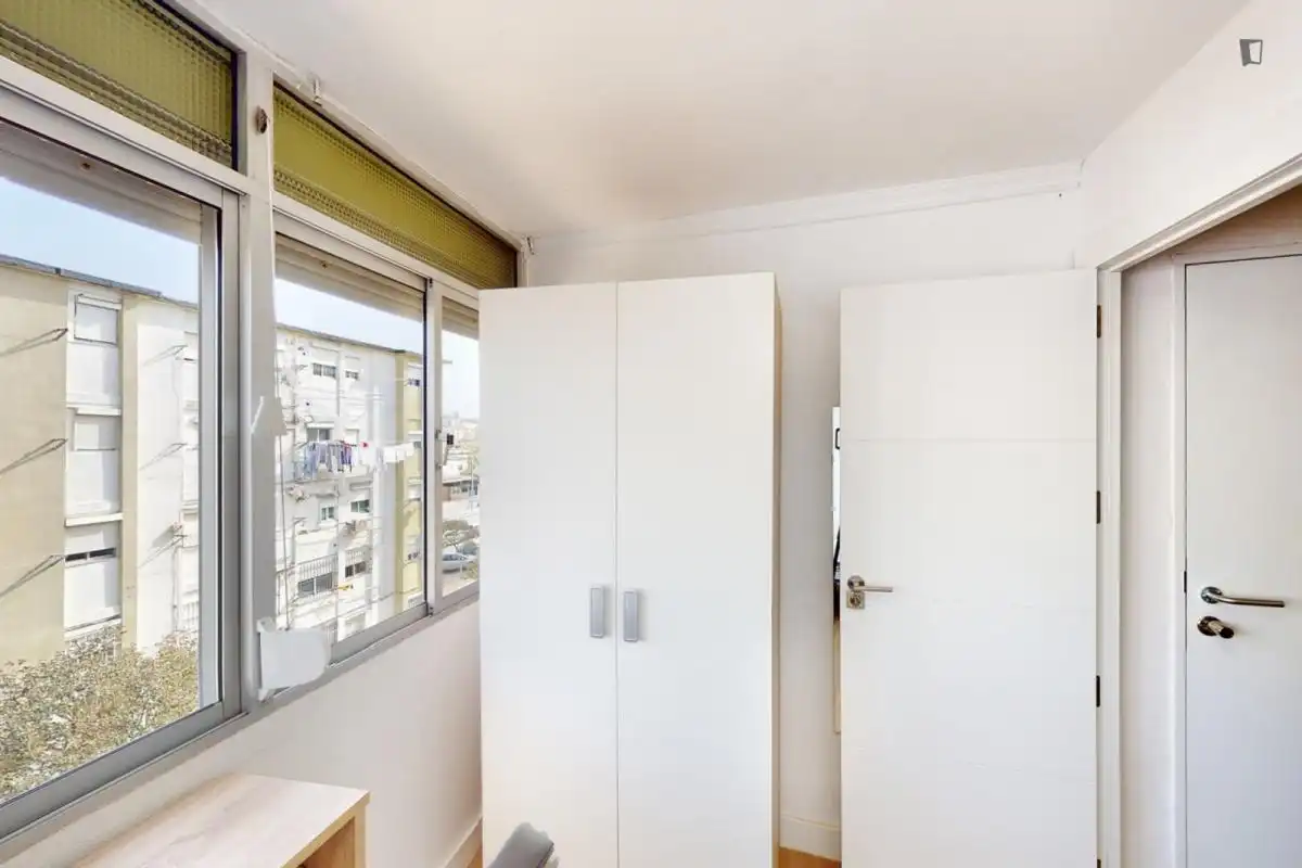 Habitación en Puertas del sur - Guadabajaque