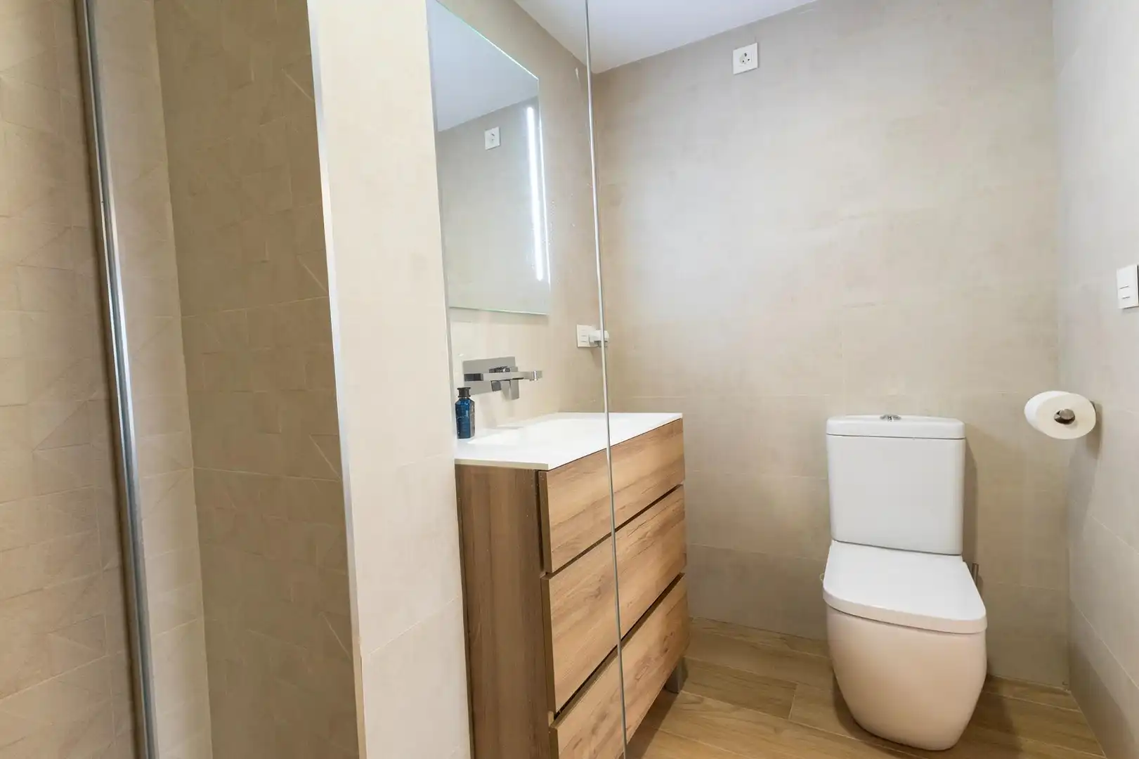 Badezimmer von Wohnung zum Verkauf in Orihuela mit Balkon