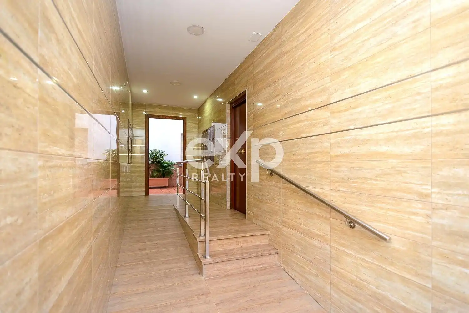 Flat for sale in Oviedo   with Furnished