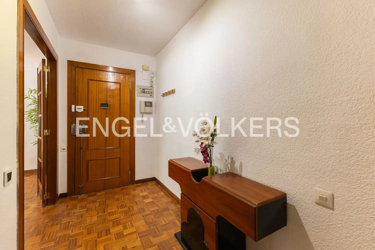 Piso de alquiler en Valencia con Aire acondicionado, Calefacción y Parquet
