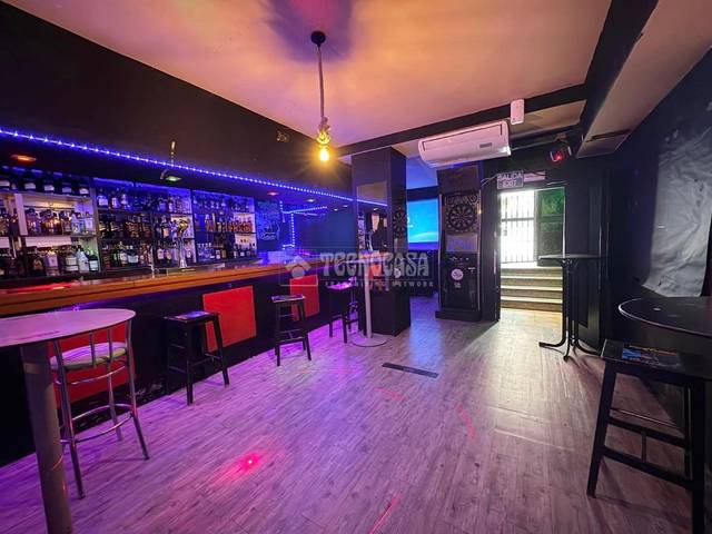 Local comercial en Venta en Puerta del Ángel