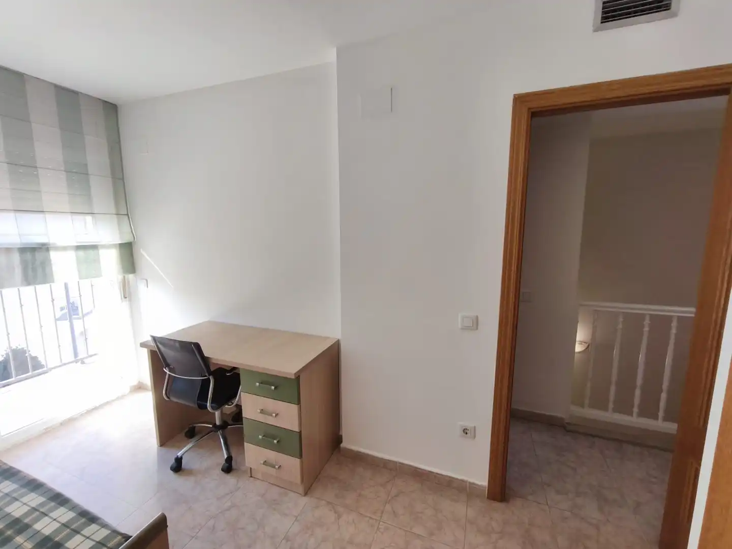 Dormitori de Casa adosada en venda en Cambrils amb Aire condicionat, Calefacció i Jardí privat